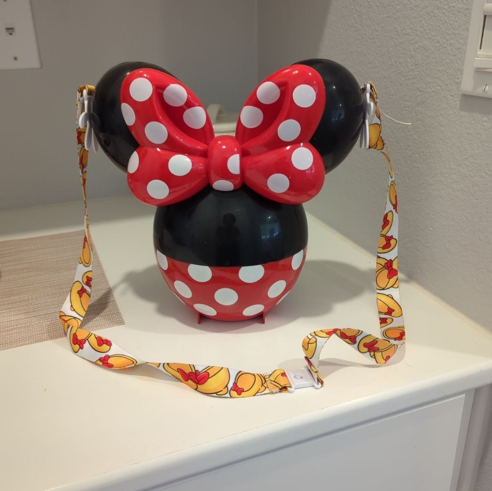 Minnie Mouse Popcorn Bucket